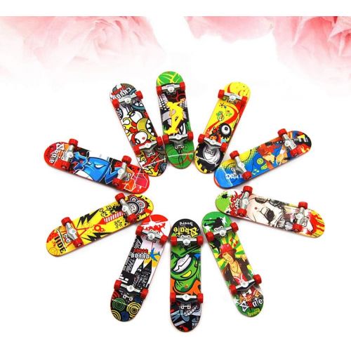  VORCOOL 3 stuecke Mini Kunststoff Skateboard Deck Truck Bord Spielzeug Kinder Geschenk (Farbe randomisierung)