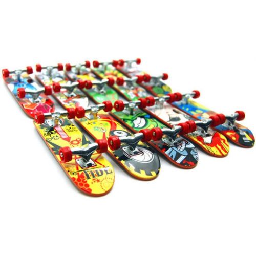  VORCOOL 3 stuecke Mini Kunststoff Skateboard Deck Truck Bord Spielzeug Kinder Geschenk (Farbe randomisierung)