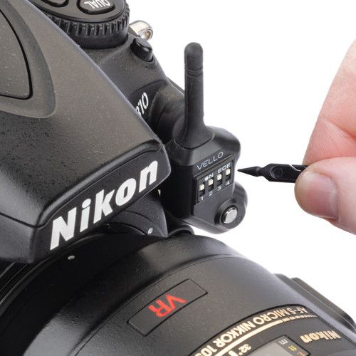  Vello FreeWave Micro Wireless Remote Shutter Release for Select Nikon DSLRs