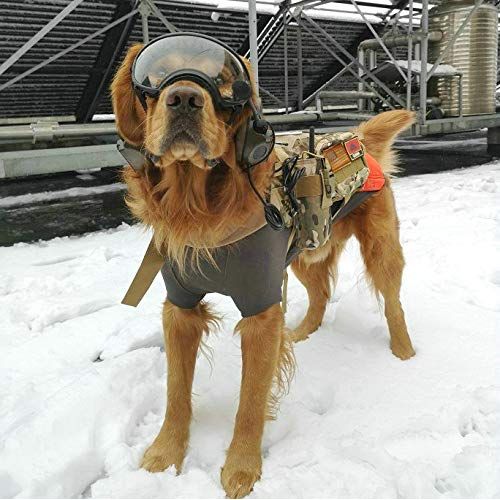  Vevins Dog Tactical Service Harness Training Molle Vest Adjustable Camouflage Harness with 3 Detachable Pouches