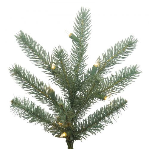  Vickerman 7.5 Colorado Blue Spruce Artificial Christmas Tree with 1250 Clear Lights