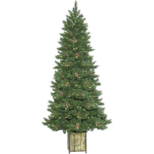  Vickerman Potted Newfield Fir Christmas Tree