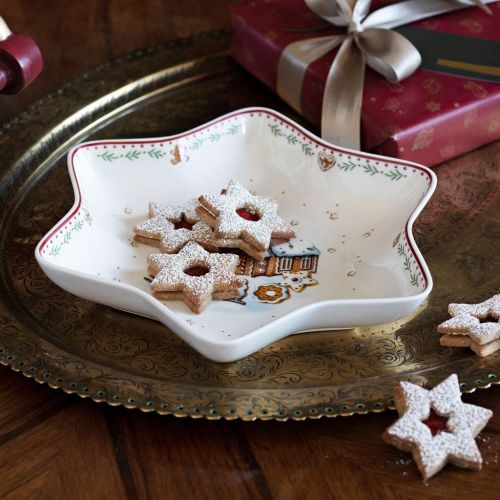  Villeroy & Boch Gingerbread Winter Bakery Delight Medium Star Bowl Village, Red/Multicoloured, 24.5 cm