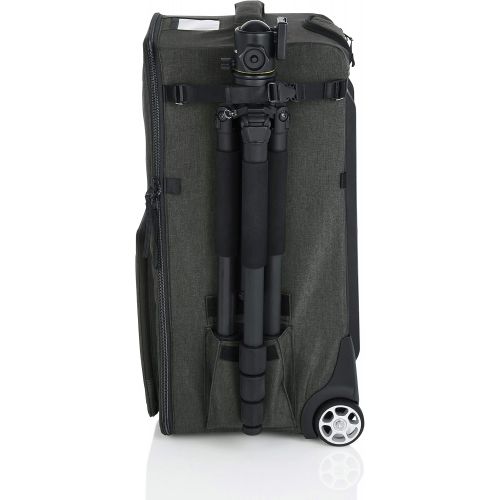 Visit the Gator Store Gator Cases 25 Creative Pro Bag for Video Camera Systems with Wheels & Pull Handle (GCPRVCAM25W)