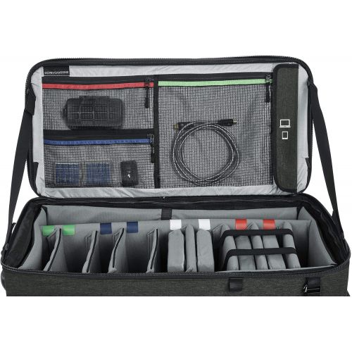  Visit the Gator Store Gator Cases 25 Creative Pro Bag for Video Camera Systems with Wheels & Pull Handle (GCPRVCAM25W)