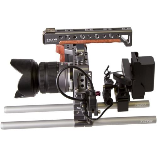  Ikan BMPCC-PWR-PN-C Blackmagic Pocket Cinema Camera DV Power Kit with Clamp for Canon 900 (Black)