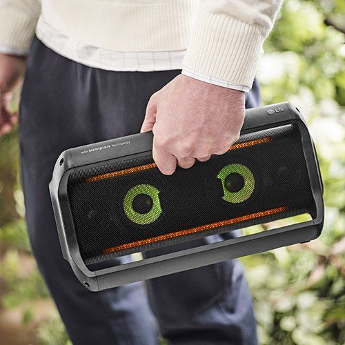  LG PK5 Portable Bluetooth Speaker with Meridian Technology (2018)