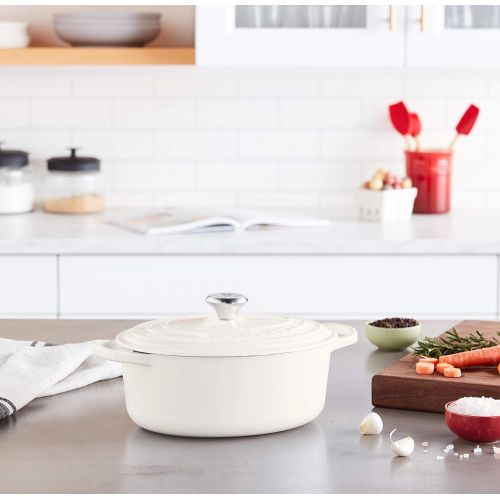 르크루제 Le Creuset Enameled Cast Iron Signature Oval Dutch French Oven, 2 34 quart, Flame