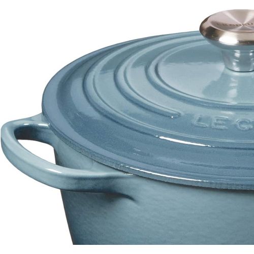 르크루제 Le Creuset Signature Cast Iron Sauce Pan, 3.25-Quart, Marine