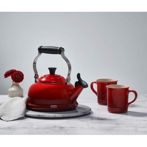 옥소 Le Creuset 1.75 -Quart Stainless Steel Whistling Tea Kettle