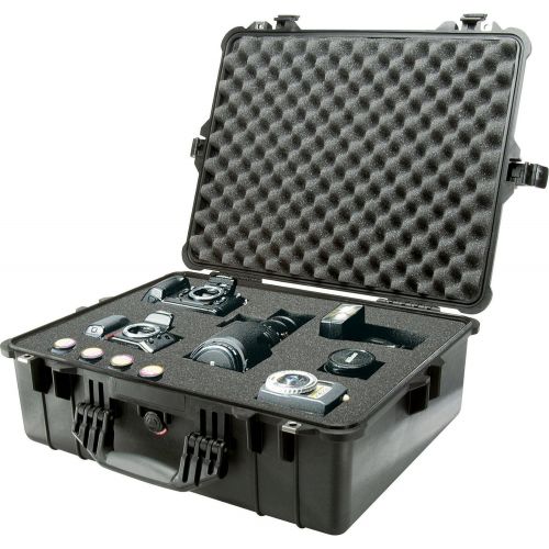  Pelican 1600 Camera Case With Foam (Silver)