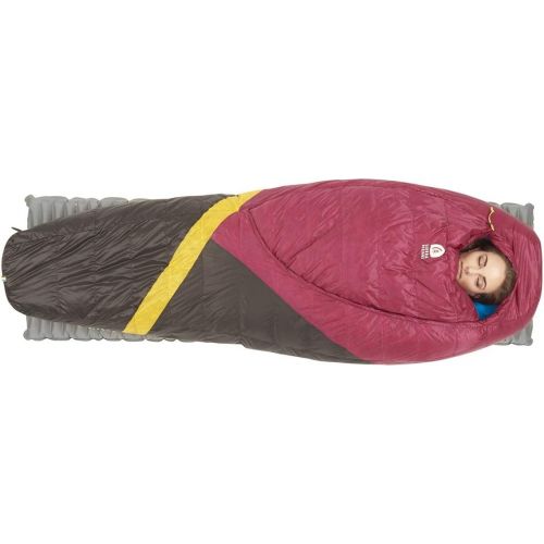 시에라 Sierra Designs Cloud 800 Sleeping Bag: 20 Degree Down