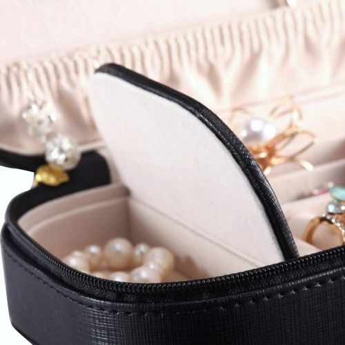  [아마존 핫딜] Vlando Small Travel Tassel Jewelry Box Organizer - Woman Girls Faux Leather Jewelries Storage Holder for Necklaces Earrings Rings, Black