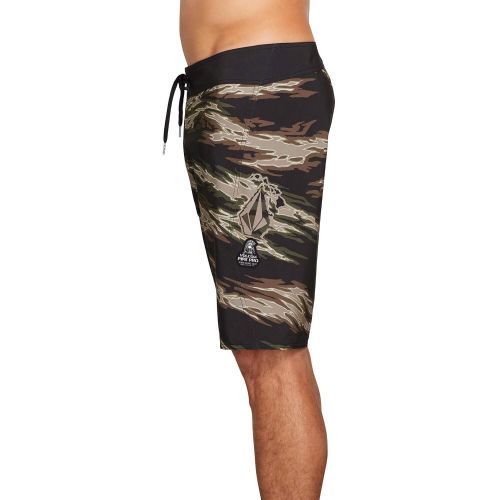  Volcom Mens Pipe Pro Mod 20 Boardshort