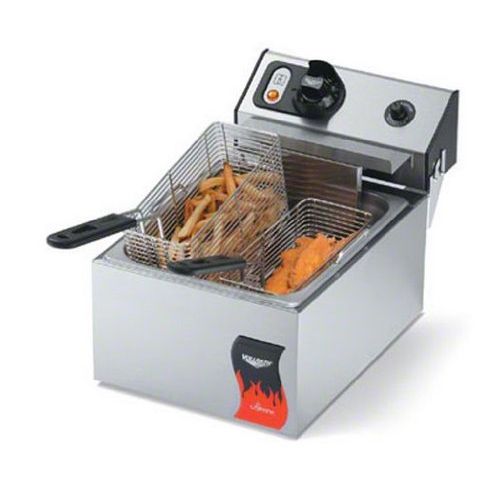  Vollrath (40705) 10 Lb. Standard-Duty 120V Electric Countertop Fryer - Cayenne Series