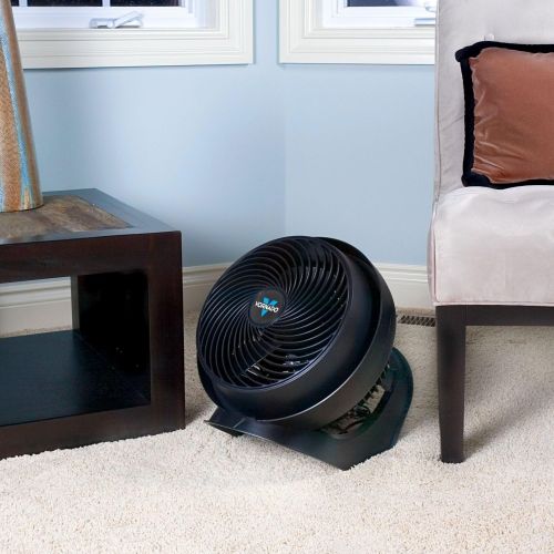 보네이도 보네이도 써큘레이터Vornado Full Size Cool Air Fan, with Whole Room Vortex Circulation Features 3 Quiet Speeds and Three Base Positions, Carry Handle, and Signature Energy Efficient Vortex Action