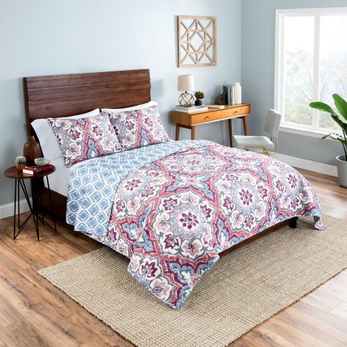  Vue Bethania 3-Piece Reversible Quilt Set