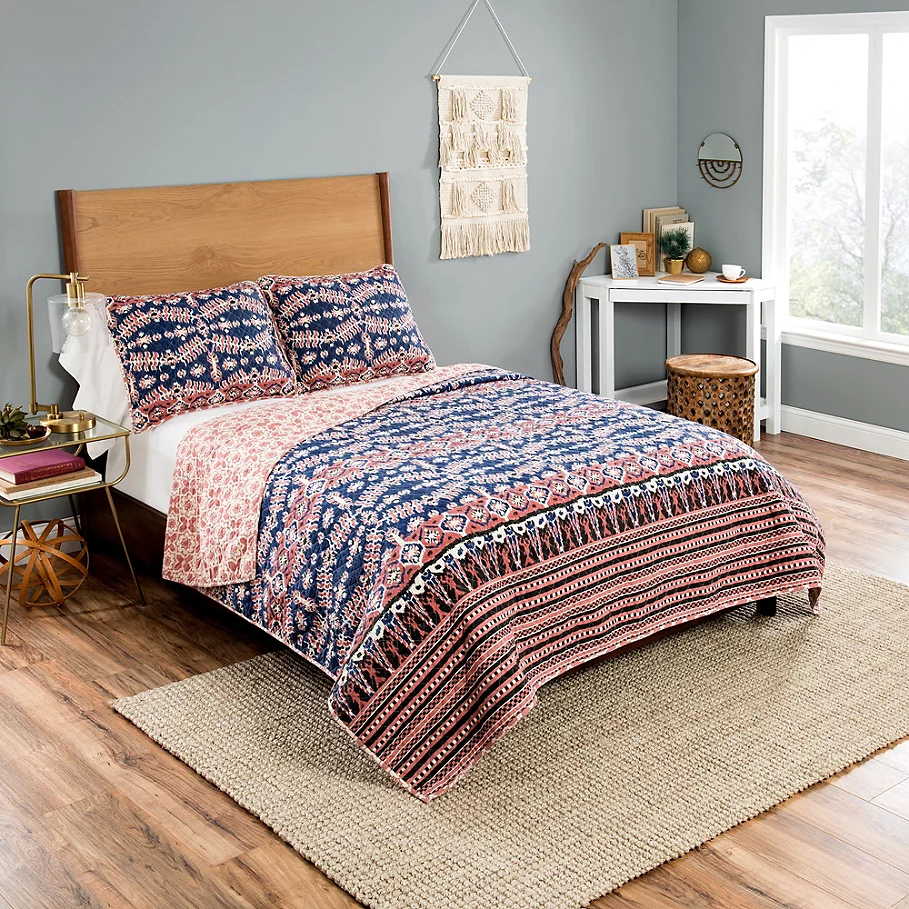 Vue Yara Reversible Quilt Set