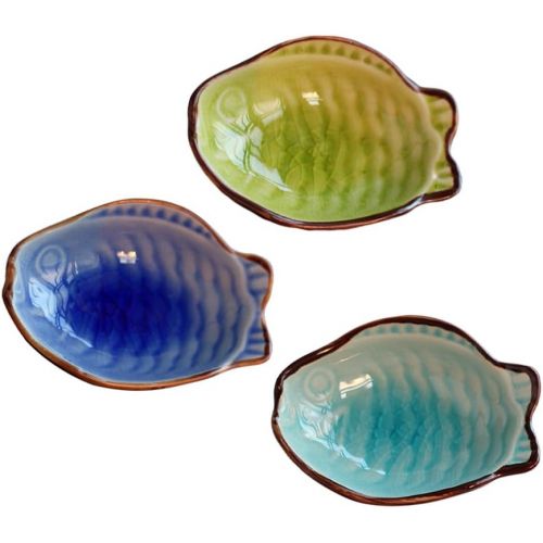  [아마존베스트]WAIT FLY Cute Fish Shaped Ceramics Seasoning Dishes/Tea Bag Holders/Ketchup Saucer/Appetizer Plates/Vinegar Spice Salad Soy Sushi Wasabi Seasoning Dipping Bowls, Set of 3