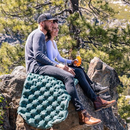  WellaX WELLAX Ultralight Air Sleeping Pad - Inflatable Camping Mat for Backpacking, Traveling and Hiking Air Cell Design for Better Stability & Support -Plus Repair Kit