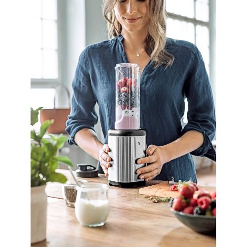 더블유엠에프 WMF Stelio Wasserkocher, 1,7 l, 2400 W, Wasserstandsanzeige beleuchtet, Kalk Wasserfilter, cromargan matt/silber & Kult X Mix & Go Smoothie Mini Standmixer, Smoothie Maker, 300 Wat