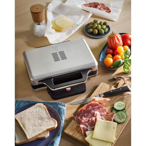 더블유엠에프 WMF LONO Waffeleisen Edition, Herzwaffeleisen, stufenlos einstellbarer Braunungsgrad,cromargan matt/silber & WMF LONO Sandwichtoaster,oder XXL-Toasts cromargan matt/silber