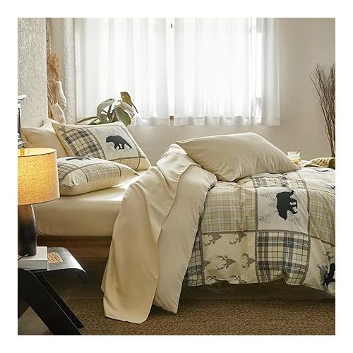  Wake In Cloud - Rustic Duvet Cover Set, Cabin Lodge Christmas Western Patchwork Bear Deer Moose Woodland RV Outdoor Theme, Soft Lightweight Bedding, 3 Pieces, Tan Cream, King Size