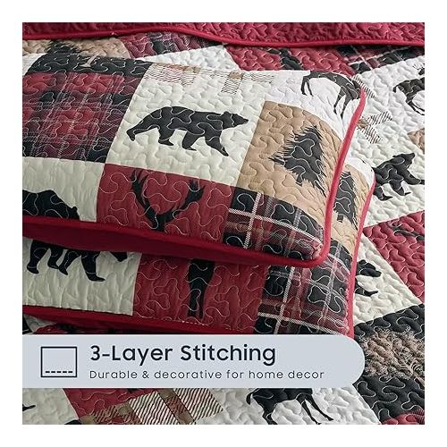  Wake In Cloud - Rustic Quilt Set, Cabin Lodge Christmas Bear Moose Deer Wildlife Western Patchwork Country, Reversible Lightweight Bedspread Coverlet, 3 Pieces, Burgundy Black, Queen/Full Size