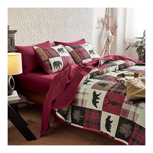  Wake In Cloud - Rustic Quilt Set, Cabin Lodge Christmas Bear Moose Deer Wildlife Western Patchwork Country, Reversible Lightweight Bedspread Coverlet, 3 Pieces, Burgundy Black, Queen/Full Size