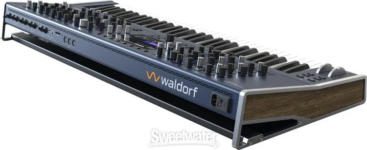  Waldorf Quantum Mk2 16-voice Polyphonic Hybrid Synthesizer