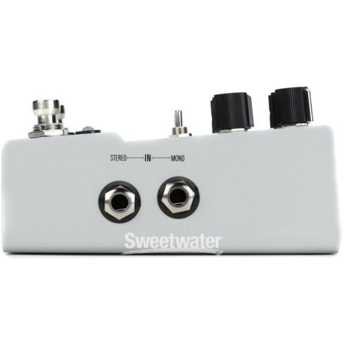  Walrus Audio Mako Series D1 High-Fidelity Delay Pedal - Version 2 Demo