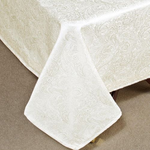  Waterford Chelsea 70 x 104 Tablecloth