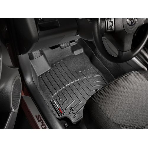  WeatherTech Custom Fit Front FloorLiner for Toyota RAV4 (Black)