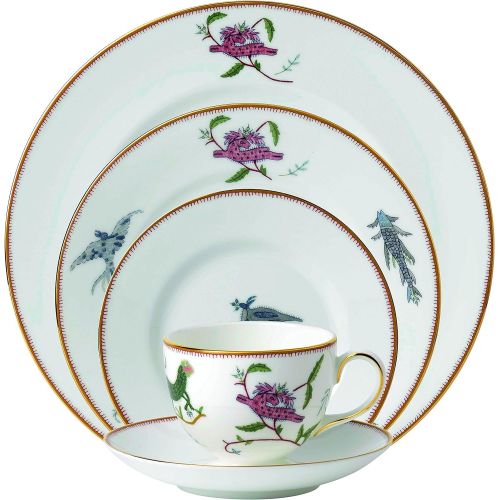  Wedgwood Mythical Creatures 5 Piece Place Setting, White