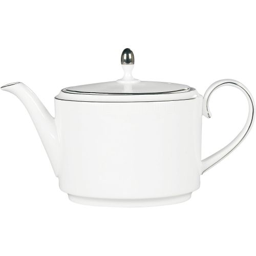  Vera Wang by Wedgwood Blanc Sur Blanc 1.5-Quart Covered Vegetable