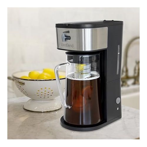  West Bend IT500 Iced Tea Maker or Iced Coffee Maker Includes an Infusion Tube to Customize the Flavor, Features Auto Shut-Off, 2.75-Quart, Black