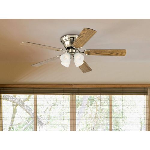  Westinghouse 7216200 Contempra IV 52-Inch Oil Rubbed Bronze Indoor Ceiling Fan, Light Kit with Frosted Ribbed Glass, (Includes Bulbs)