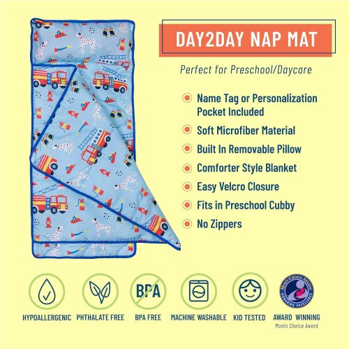  [아마존베스트]Wildkin Day2Day Kids Nap Mat for Boys & Girls, Measures 46 x 21 x 1 Inches Nap Mat for Kids, Ideal for Daycare & Preschool, Nap Mats Perfect for Sleepovers & Travels, BPA-Free (Fir