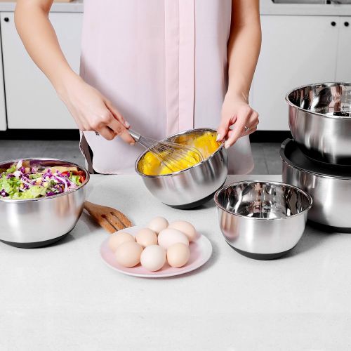  Mixing Bowls Set of 5, Wildone Stainless Steel Nesting Mixing Bowls with Lids, Measurement Lines & Silicone Bottoms, Size 8, 5, 3, 2, 1.5 QT, Non-Slip & Stackable Design, Great for