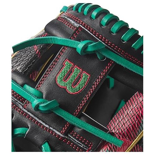 윌슨 Wilson 2024 Christmas Plaid A2000 1786SS 11.5” Infield Baseball Glove - Right Hand Throw