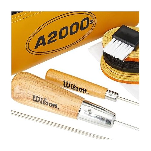 윌슨 WILSON A2000 Baseball Glove Care Kit, Tan