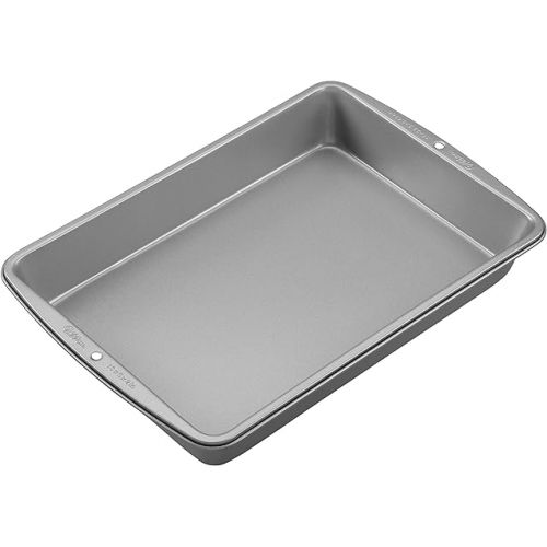  Wilton Recipe Right Non-Stick Oblong Cake Pan, Heats Evenly for Years of Baking Perfection,13 x 9-inches