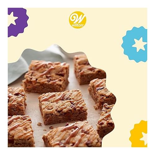  Wilton Perfect Results Non-Stick Oblong Cake Pan Set - Bake, Transport and Serve a Delicious Cakes, Brownies, Casseroles, 3-Piece, 13 x 9-Inch