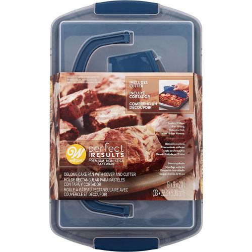  Wilton Perfect Results Non-Stick Oblong Cake Pan Set - Bake, Transport and Serve a Delicious Cakes, Brownies, Casseroles, 3-Piece, 13 x 9-Inch