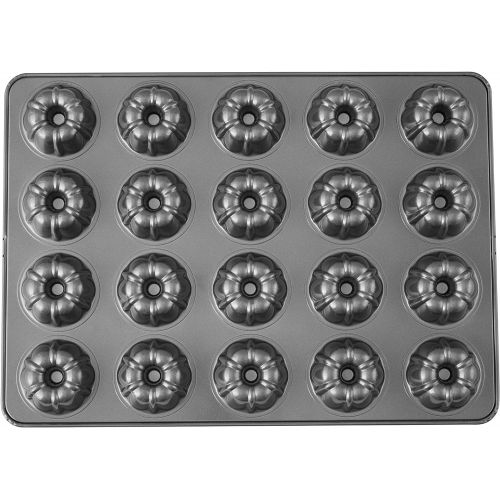  [아마존베스트]Wilton Perfect Results Premium Non-Stick Mega Mini Fluted Tube Pan, 20-Cavity