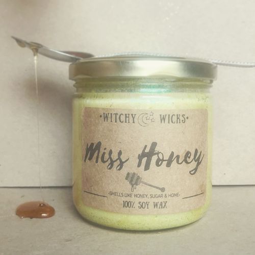  WitchyWicksCandleCo Miss Trunchbulls Cake & Miss Honey 100% Soy Wax Candle