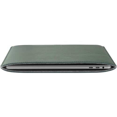  Woolnut Leather Sleeve for MacBook Pro 16