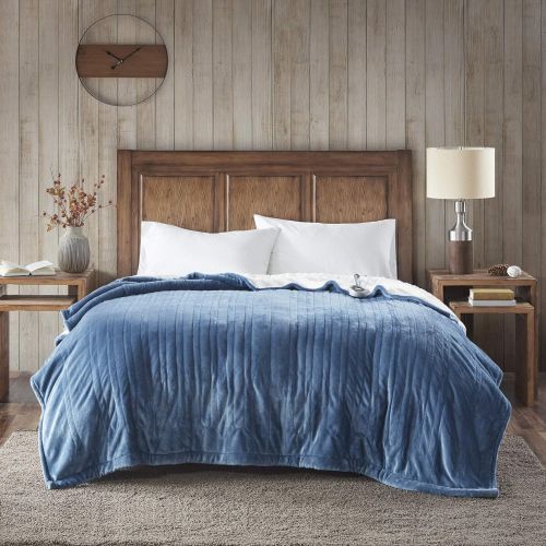  Woolrich WR54-1773 Heated Plush To Berber Throw 60x70 Indigo,60x70