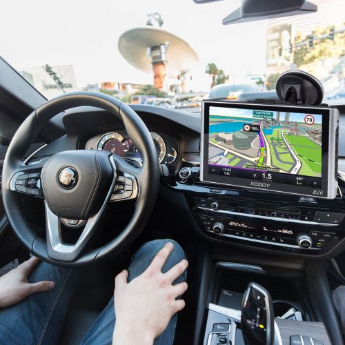  XGODY Xgody 826BT Car Trucking GPS Navigation System 16GB 7 Inch Touch Screen Vehicle GPS Navigator Spoken Turn-By-Turn Lifetime Map Updates Speed Limit Displays Support AVIN