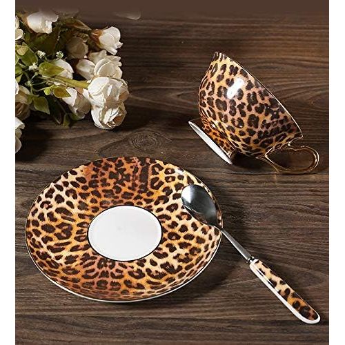  [아마존베스트]YBK Tech Euro Style Cup& Saucer Set Art Bone China Ceramic Tea Coffee Cup for Breakfast Home Kitchen (Leopard Pattern)